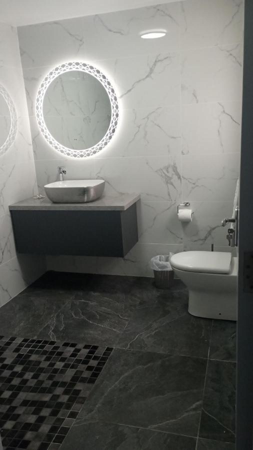Tiernan'S Luxury King Room Ensuite Charlestown Esterno foto